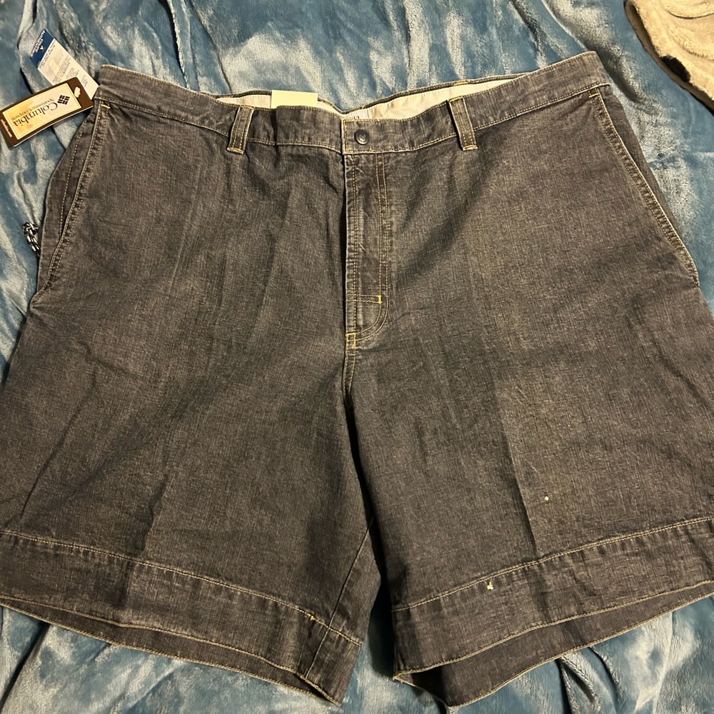 Columbia shorts